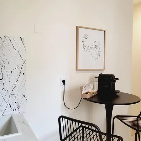 Purple Pop Appartement *